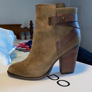 Heeled boots